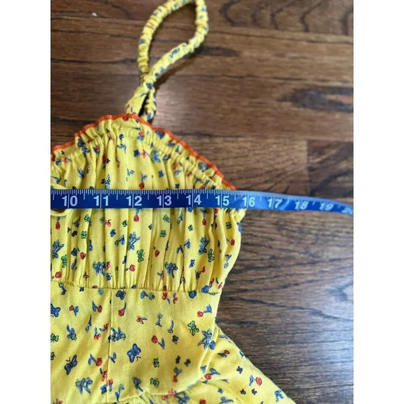 Urban Outfitters Women’s floral sleeveless romper size Medium yellow N08… - Picture 4 of 9
